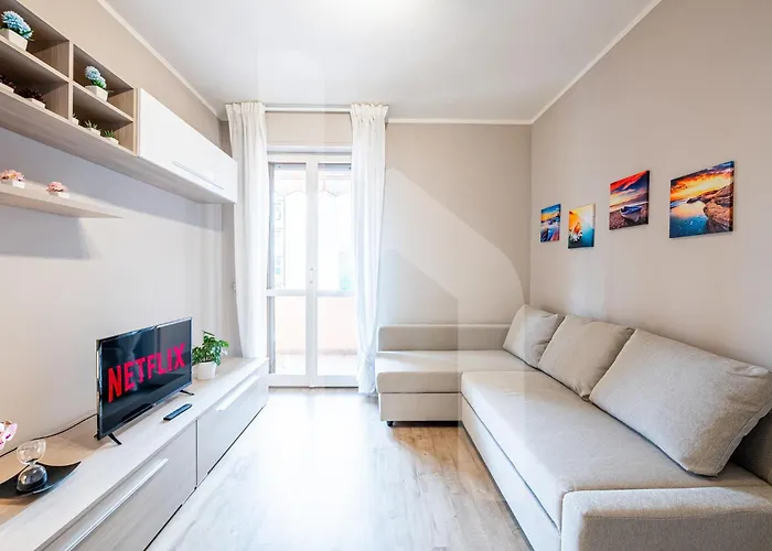 Homiday- Free Parking - Design Flat - Ospedale Cisanello